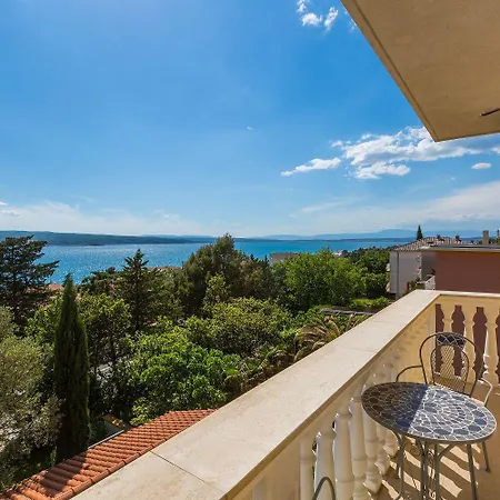 Suesses Studio-apartment Nur 300 Meter Zum Mit Romantischem Balkon *
