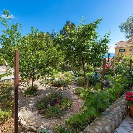 Suesses Studio-apartment Nur 300 Meter Zum Mit Romantischem Balkon Διαμέρισμα