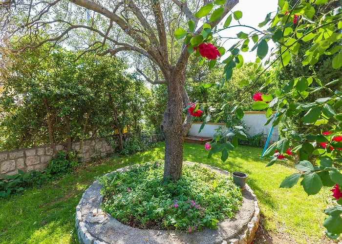 Suesses Studio-apartment Nur 300 Meter Zum Mit Romantischem Balkon