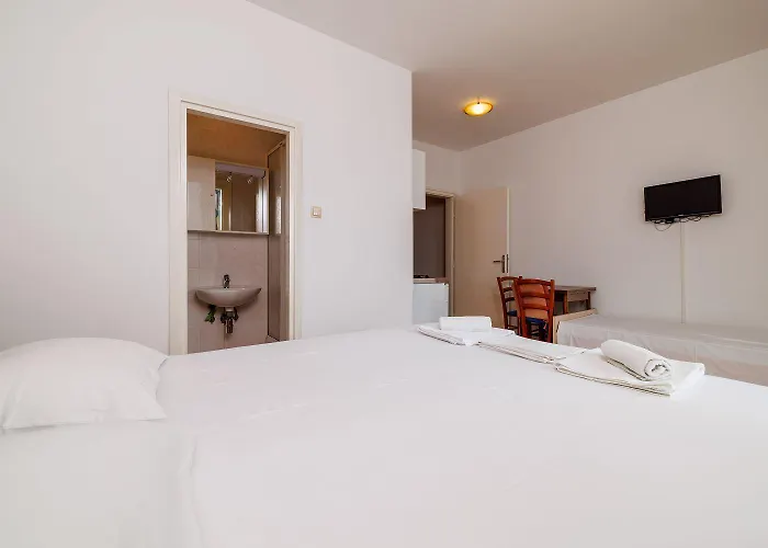 Suesses Studio-apartment Nur 300 Meter Zum Mit Romantischem Balkon