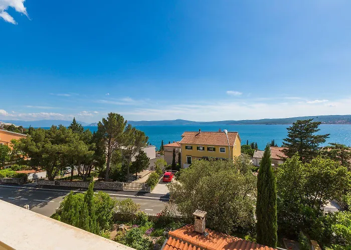 Suesses Studio-apartment Nur 300 Meter Zum Mit Romantischem Balkon * Crikvenica