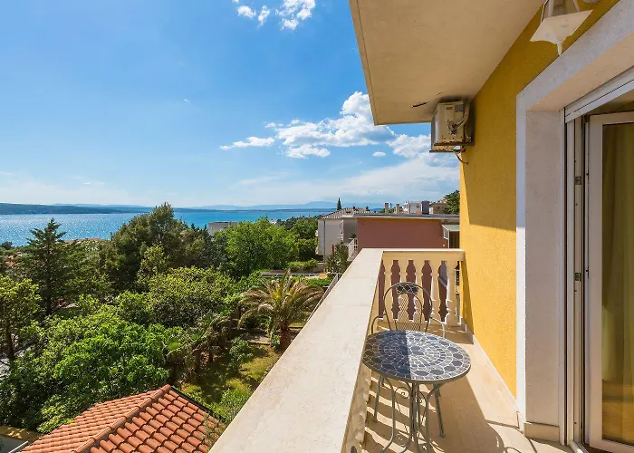 Suesses Studio-apartment Nur 300 Meter Zum Mit Romantischem Balkon *